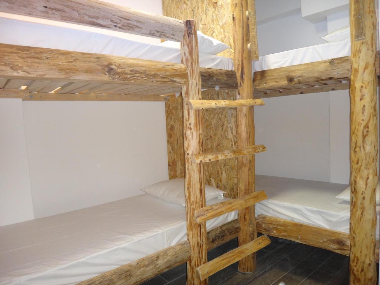 Tithora Athens Hostel Esterno foto